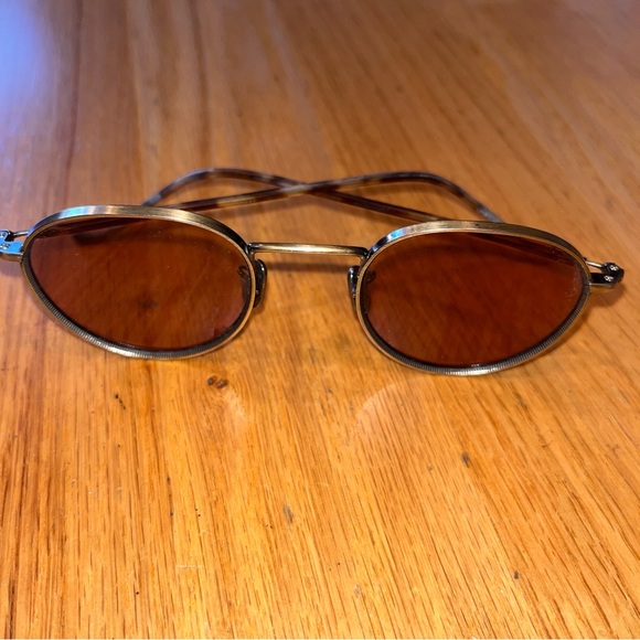 Classic 90s Tortoise Shell Wmn Small Frame Rose Colored Sunglasses Tint Metal - Picture 5 of 16